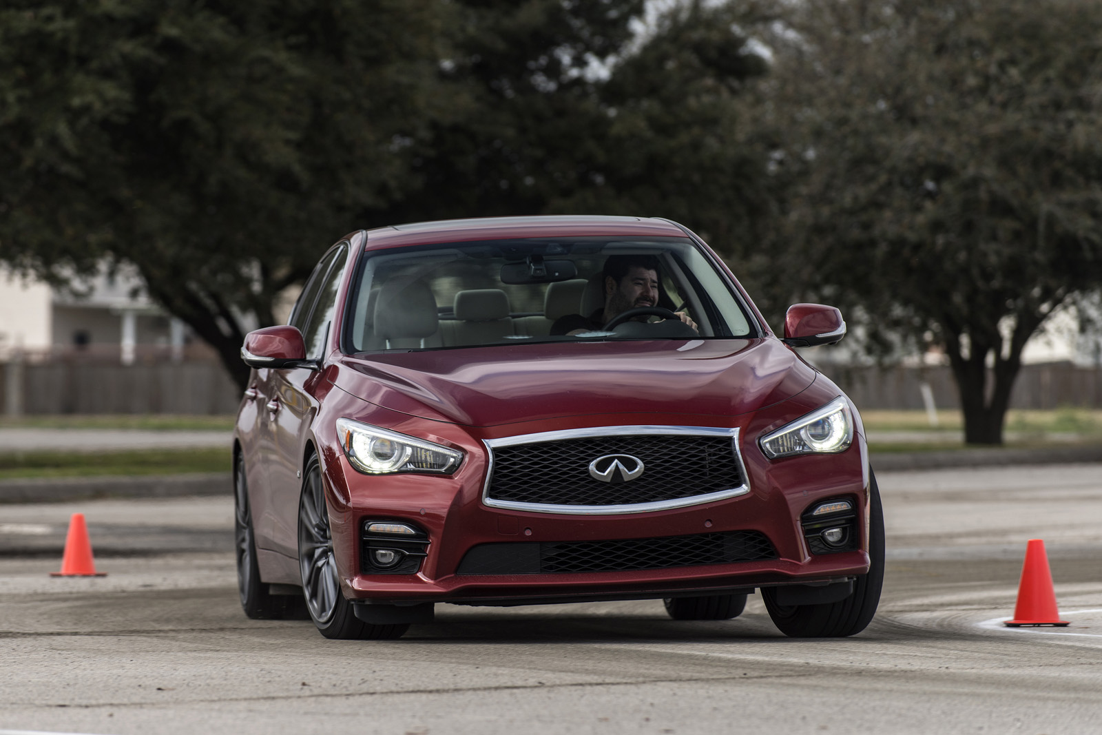 Инфинити q50 red sport